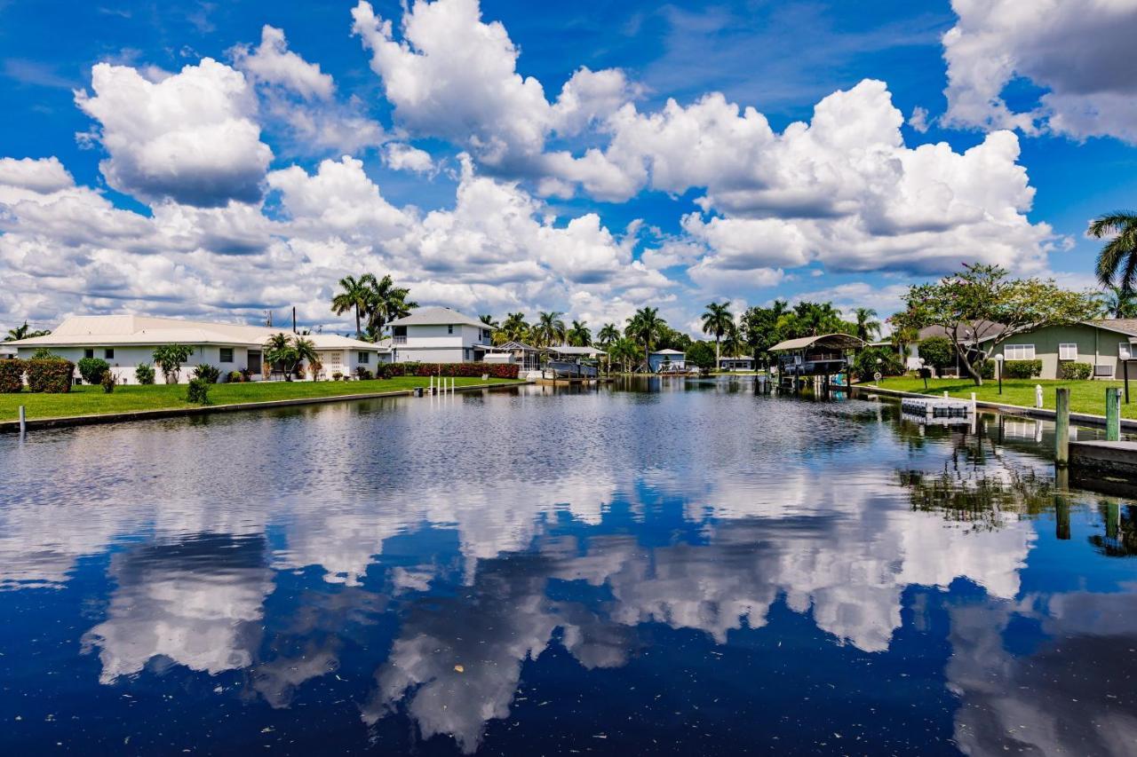 New! Dock Canal Family Home W/Pool & Gulf Access! North Fort Myers Eksteriør billede