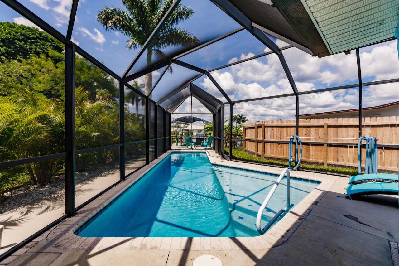 New! Dock Canal Family Home W/Pool & Gulf Access! North Fort Myers Eksteriør billede